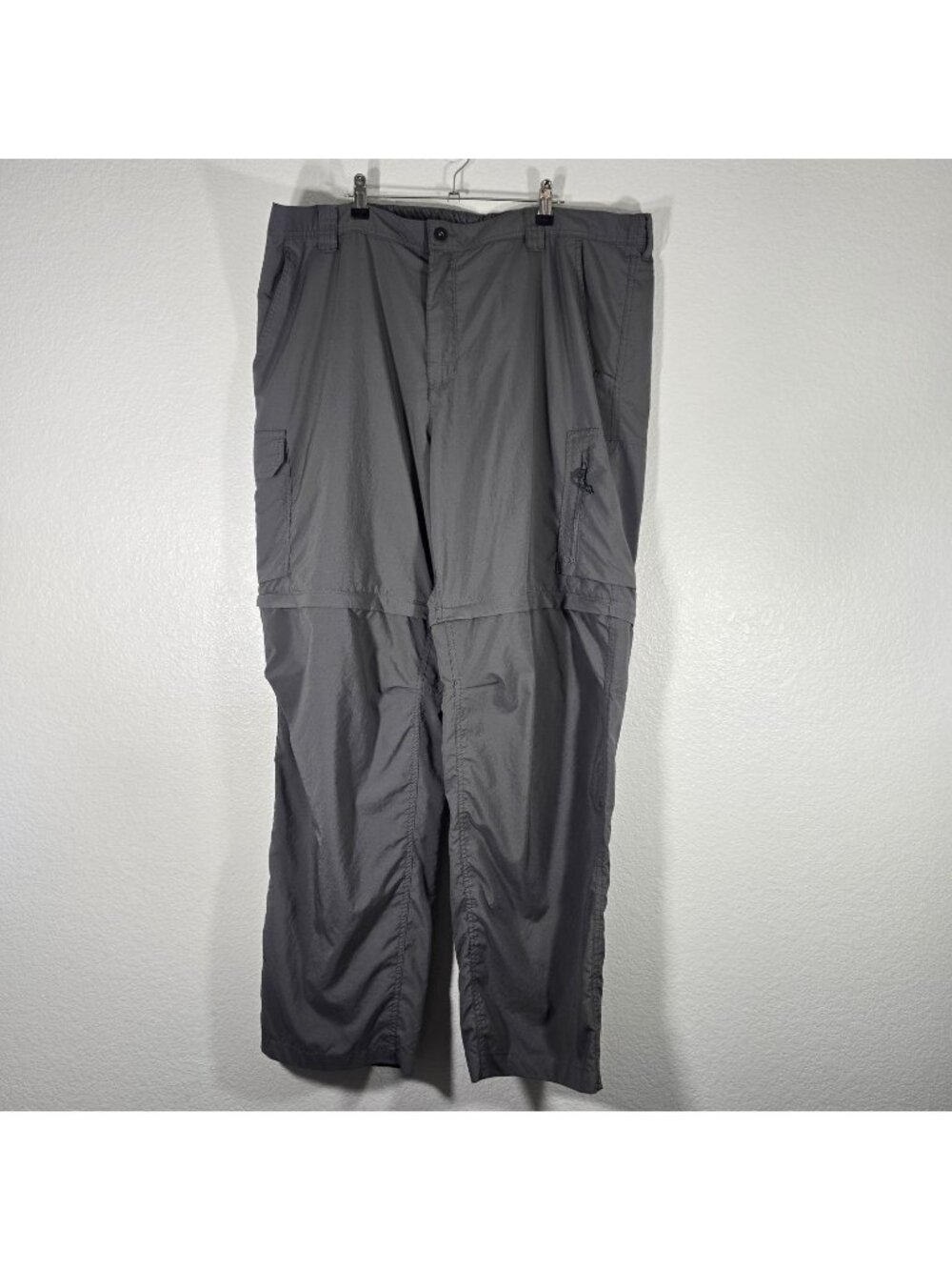 Columbia Convertible Hiking Pants Shorts Men 44 x 34 Gray Zip Outdoor Hiking